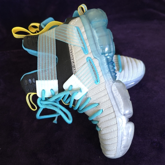 Kids' Blue and Yellow Basketball Sneakers - Picture 7 of 15